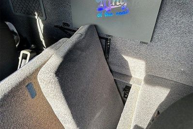 Iveco Daily DAILY 70C18 Zabudowa + Tył spanie