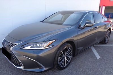 Lexus ES 300h Business Edition 2.5 E-CVT