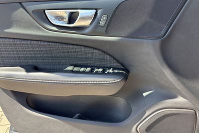 Volvo V60 B3 B Essential
