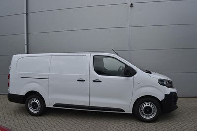 Opel Vivaro L2H1 EAT8