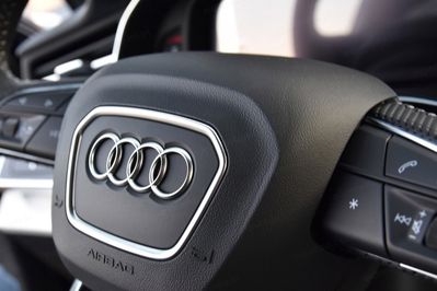 Audi Q7 60 TFSI e quattro S Line