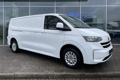 Volkswagen Transporter L2H1 AT8