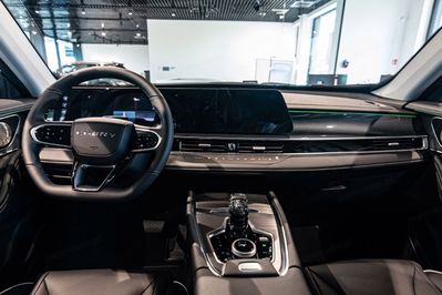 Chery Tiggo 7 Comfort 1.5 T-GDI Super Hybrid DHT