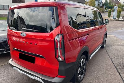 Ford Tourneo Custom 320 L1H1 Active A8 AWD