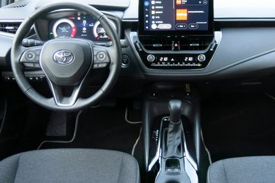 Toyota Corolla 1.8 Hybrid Style