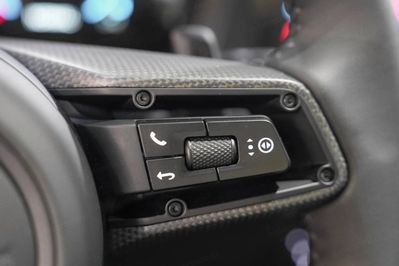 Porsche 911 Carrera 4 GTS