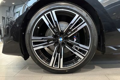 BMW Seria 7 740d xDrive M Sport