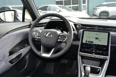 Lexus LBX Cool 1.5 Hybrid