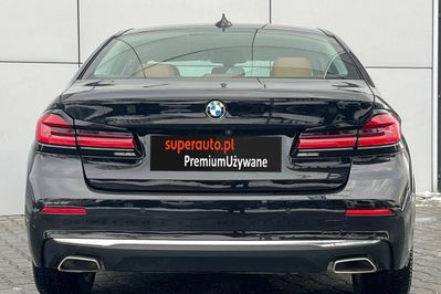 BMW Seria 5 530i xDrive mHEV Luxury Line aut