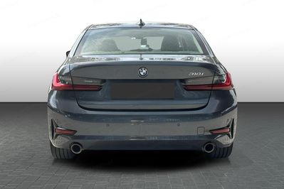 BMW Seria 3 318i