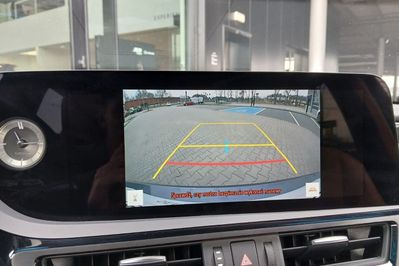 Lexus ES 300h Business Edition