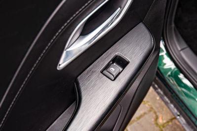 MG ZS 1.5  Standard MT