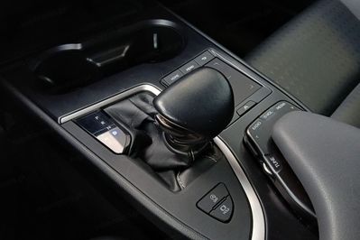 Lexus UX 200 F Impression 2WD