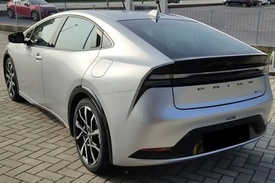 Toyota Prius Prestige 2.0 Hybrid Plug-in