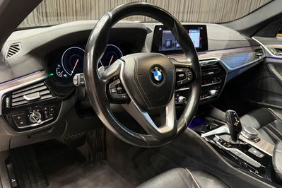BMW Seria 5 520D Luxury Line