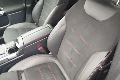 Mercedes GLB 200 mHEV 7G-DCT