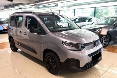 Citroen Berlingo MPV M L1H1 EAT8