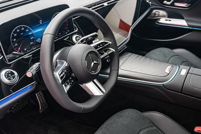 Mercedes Klasa E 220 d 4-Matic AMG