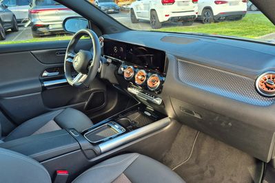 Mercedes EQA 250+ 70.5kWh Electric Art