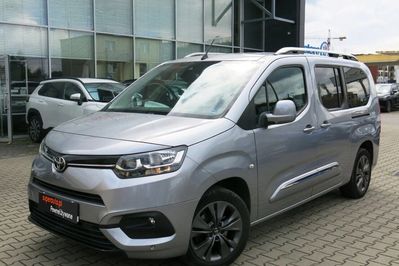 Toyota Proace City Verso 1.2 d-4T Family