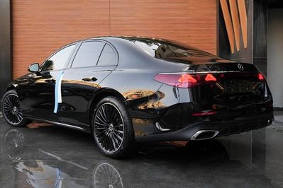 Mercedes Klasa E 220 d  4-Matic AMG