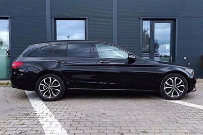 Mercedes Klasa C 220 d 9G-TRONIC