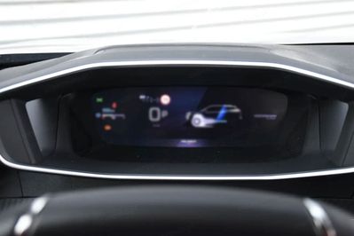 Peugeot 2008 GT e-DCS 1.2 mHEV