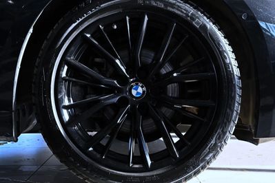 BMW Seria 3 318i M Sport aut