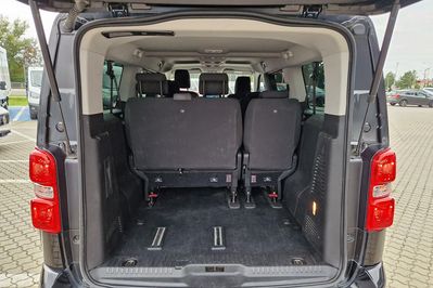 Peugeot Traveller BlueHDi Long Business EAT8