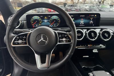 Mercedes CLA 200