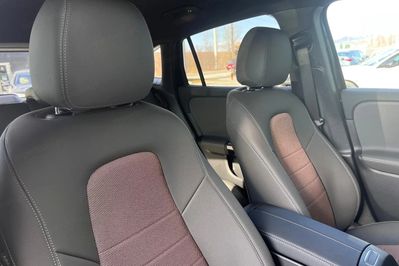 Mercedes EQA 250+ Electric Art