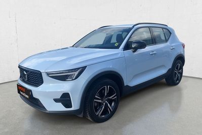 Volvo XC40 B3 Plus Dark aut