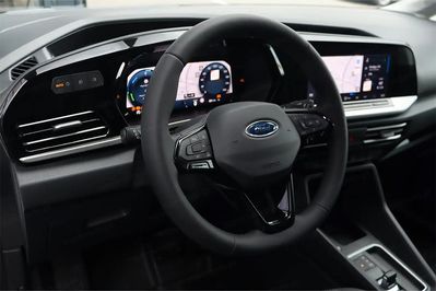 Ford Transit Connect L1 Limited PHEV A6