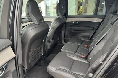 Volvo XC90 B5 B AWD Plus Dark 7os