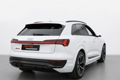 Audi Q8 SQ8 TFSI quattro Tiptronic