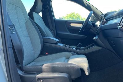 Volvo XC40 B3 Plus Dark