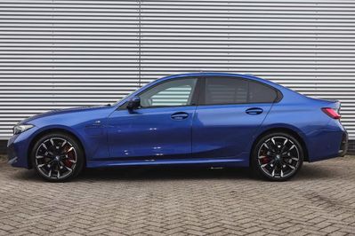 BMW Seria 3 330e xDrive M Sport
