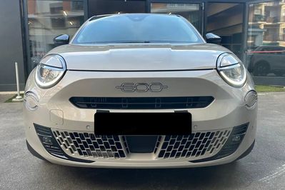 Fiat 600 Icon 1.2 Turbo Hybrid eDCT