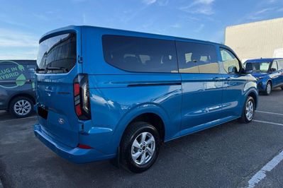 Ford Transit Custom Kombi M1 320 L2H1 Limited A8