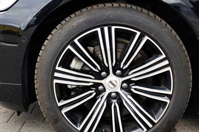 Volvo V60 T6 AWD Plug-In Hybrid Ultra Bright aut