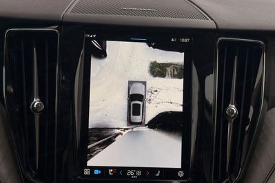 Volvo XC60 T6 Plug-In Hybrid AWD Plus Dark aut