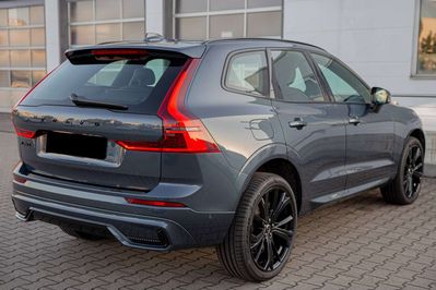 Volvo XC60 B5 AWD Ultra Black Edition