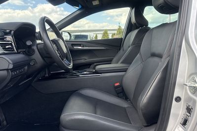 Toyota Camry 2.5 Hybrid Dynamic Force Prestige e-CVT