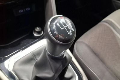 Volkswagen T-Roc 1.0
