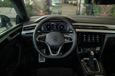Volkswagen Arteon 2.0 TDI R-Line DSG