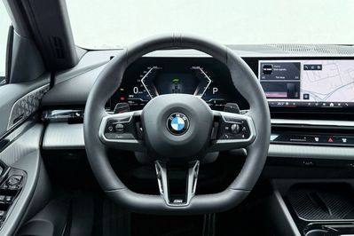 BMW Seria 5 Touring 520d xDrive M Sport