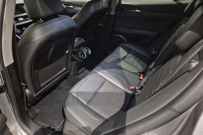 Alfa Romeo Stelvio Turbo B-Tech Edition Q4
