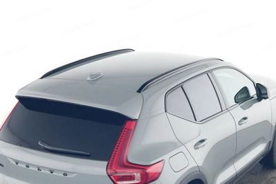 Volvo XC40 B3 B DKG Plus Black Edition