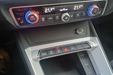 Audi Q3 35 TFSI S Line