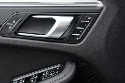 Porsche Macan Standard